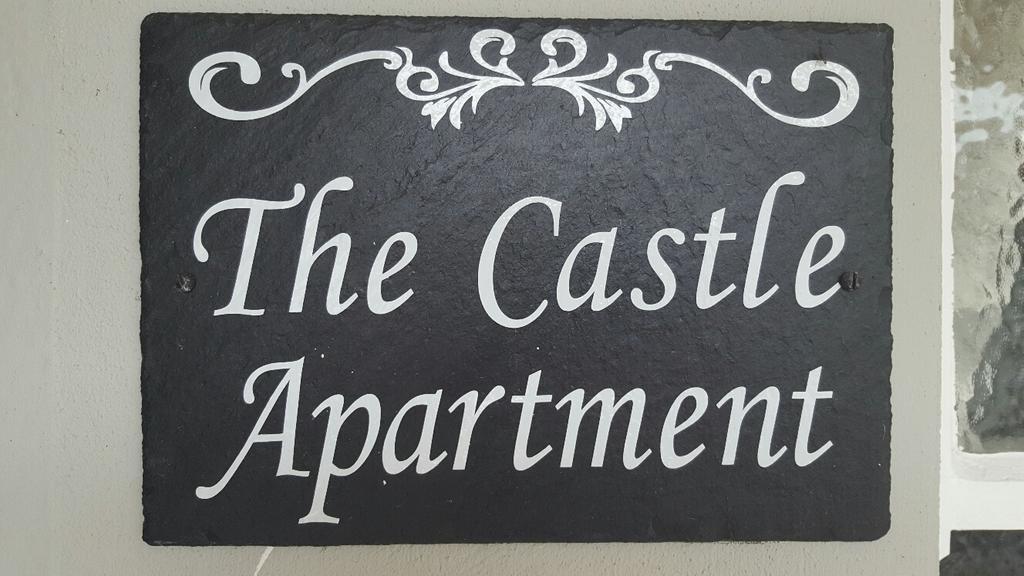 The Castle Apartment Strangford Exterior photo